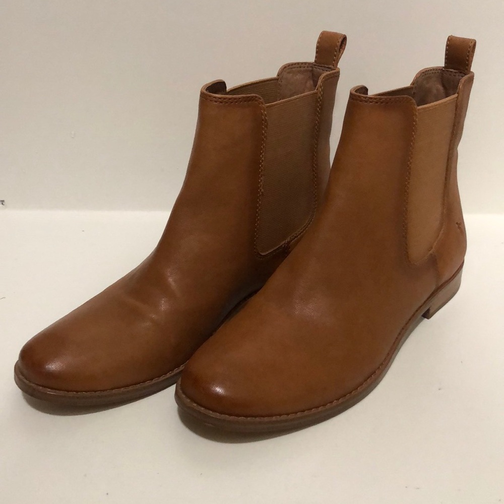 Brown Frye Leather Flat Boots Size 7